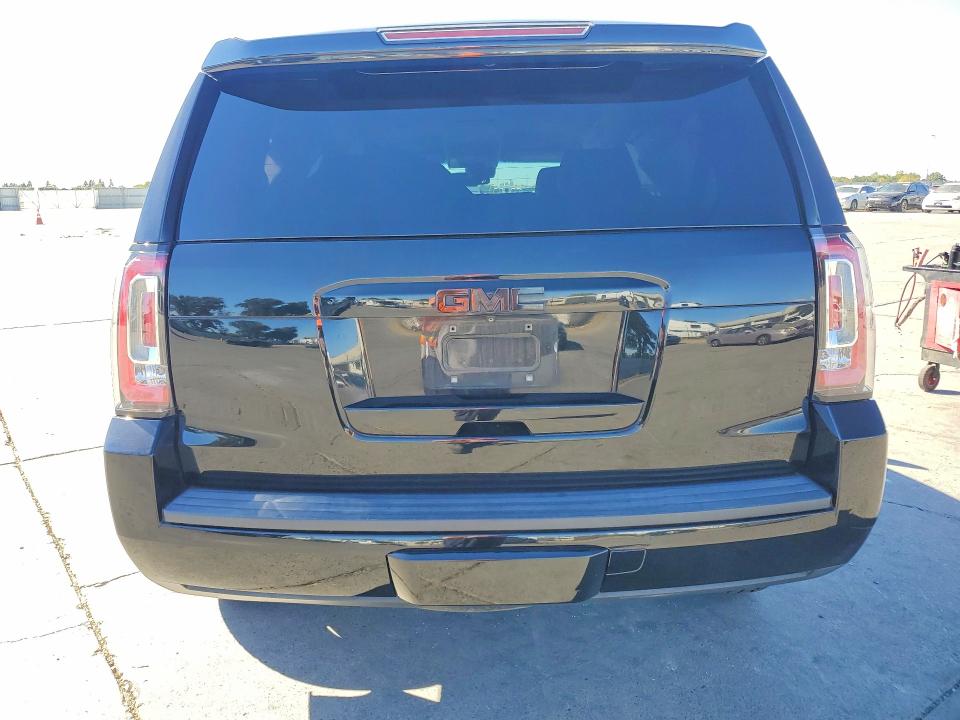 Photo 6 from auction – 2016 GMC YUKON with VIN 1GKS2BKCXGR114796