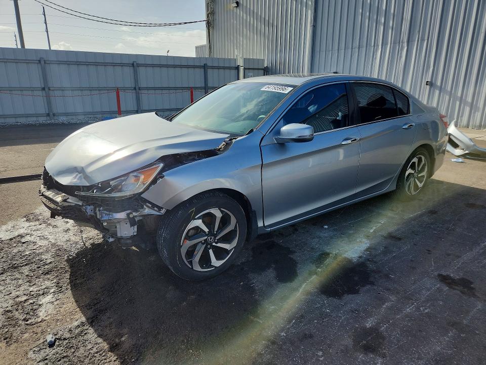 HONDA ACCORD 2016 with VIN 1HGCR2F8XGA041107 - Photo from auction