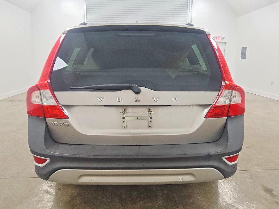 Photo 6 from auction – 2011 VOLVO XC70 with VIN YV4952BL7B1098238