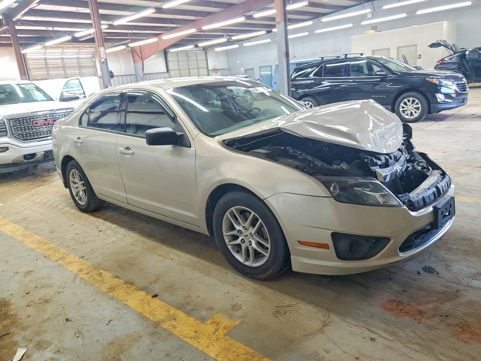 Photo 4 from auction – 2010 FORD FUSION with VIN 3FAHP0GA8AR281050