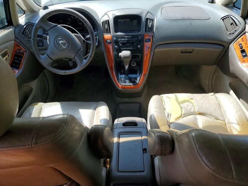 Photo 8 from auction – 2001 LEXUS RX with VIN JTJGF10U910092553