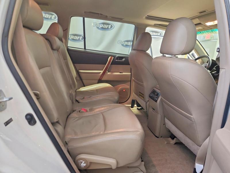 Photo 11 from auction – 2008 TOYOTA HIGHLANDER with VIN JTEDS42A682038594