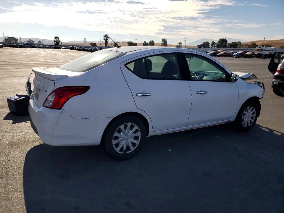 Photo 3 from auction – 2019 NISSAN VERSA with VIN 3N1CN7AP0KL877163