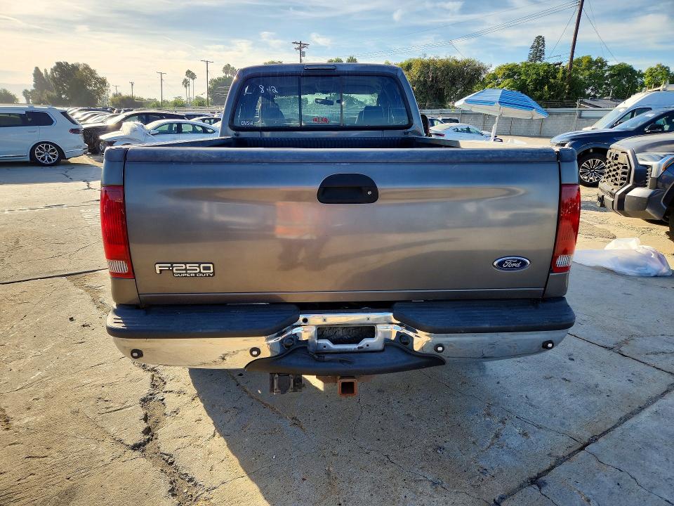 Photo 6 from auction – 2004 FORD F250 with VIN 1FTNW21P44EE03340