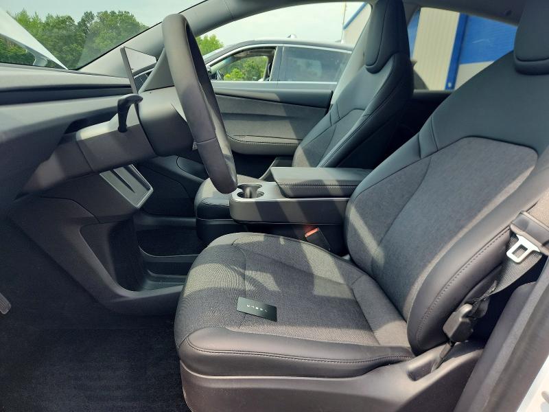 Photo 7 from auction – 2026 TESLA MODEL Y with VIN 7SAYGDED8TA690698