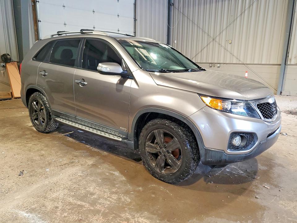 Photo 4 from auction – 2012 KIA SORENTO with VIN 5XYKUCA6XCG293132