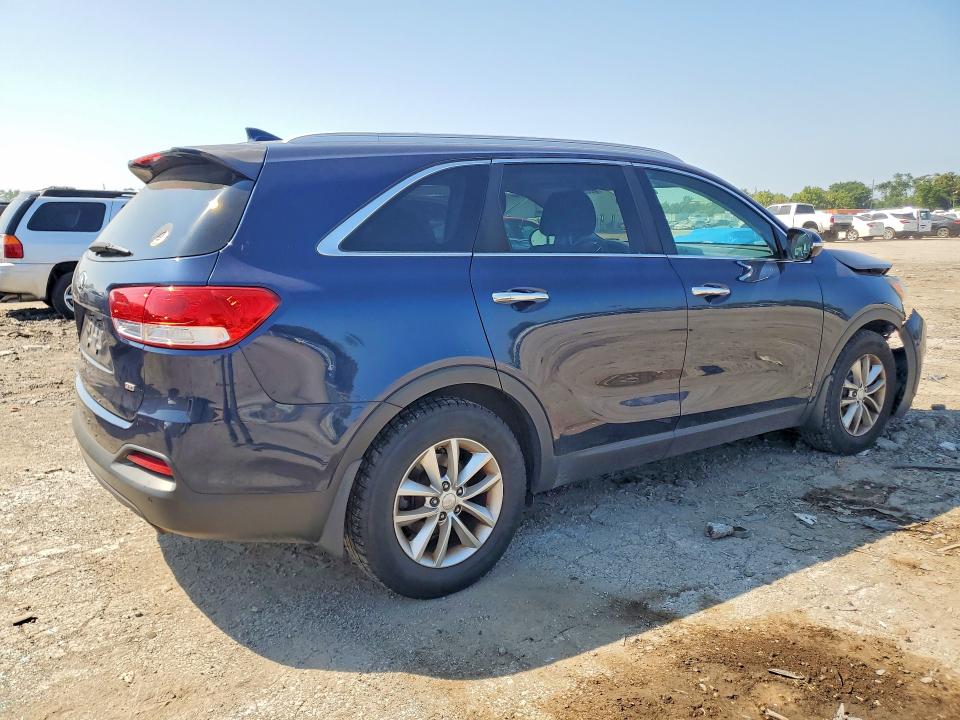 Фото 3 с аукциона – 2016 KIA SORENTO с VIN 5XYPG4A32GG127394