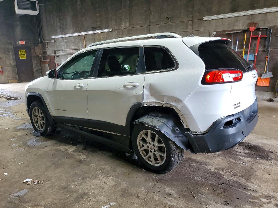 Photo 2 from auction – 2016 JEEP CHEROKEE with VIN 1C4PJMCB6GW103057