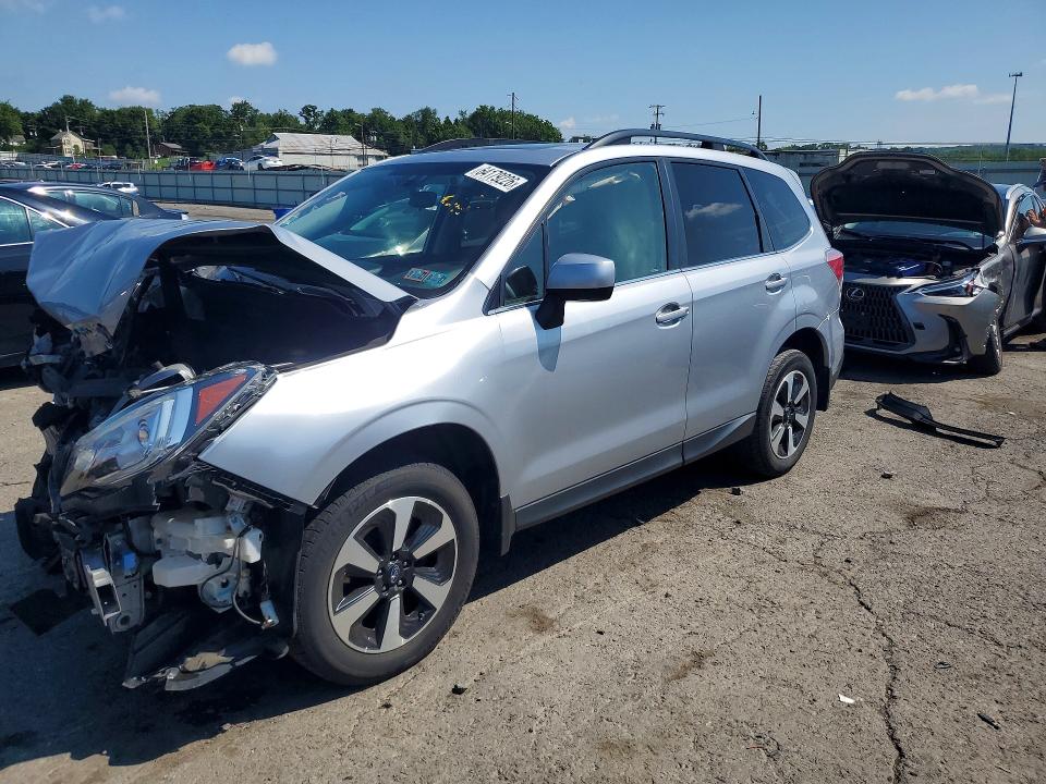 SUBARU FORESTER 2017 with VIN JF2SJARC3HH426403 - Photo from auction