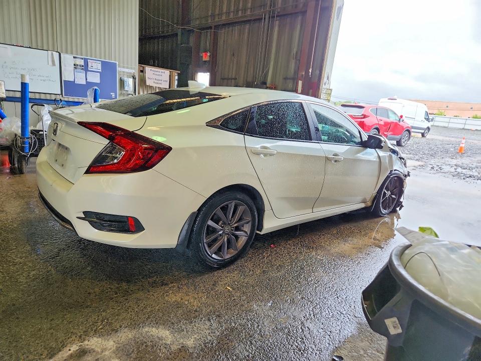Photo 3 from auction – 2020 HONDA CIVIC with VIN 19XFC1F71LE009393