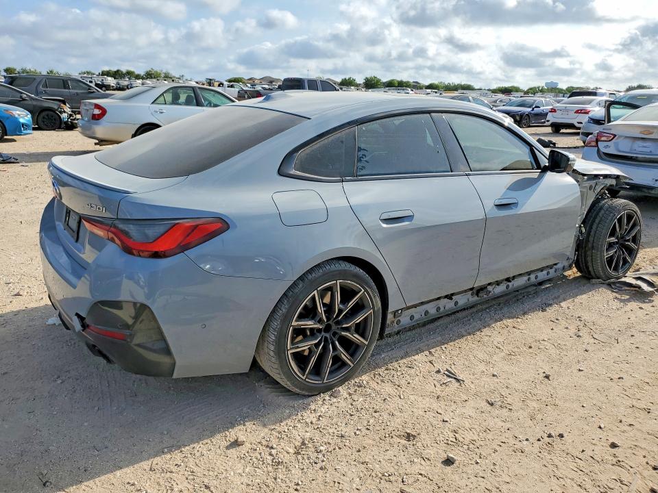 Photo 3 from auction – 2022 BMW 430I with VIN WBA63AV06NFM83303