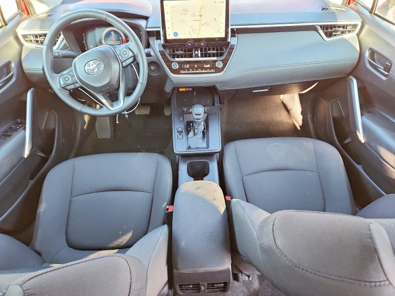 Photo 8 from auction – 2026 TOYOTA COROLLA CROSS with VIN 7MUBAABG2TV155937
