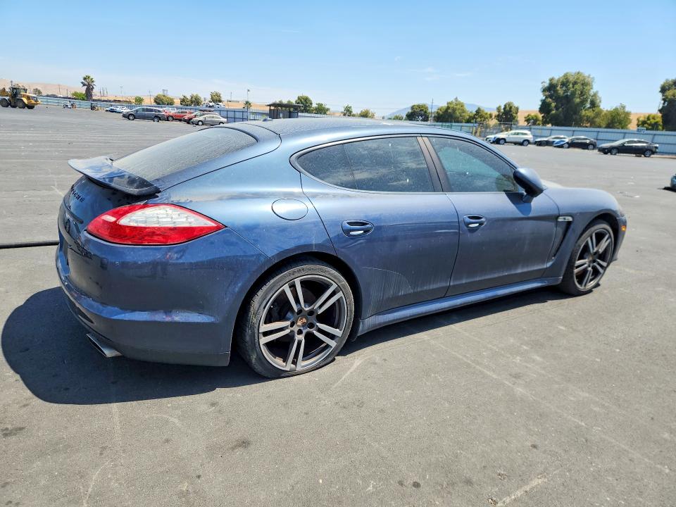 Photo 3 from auction – 2013 PORSCHE PANAMERA with VIN WP0AA2A71DL012316