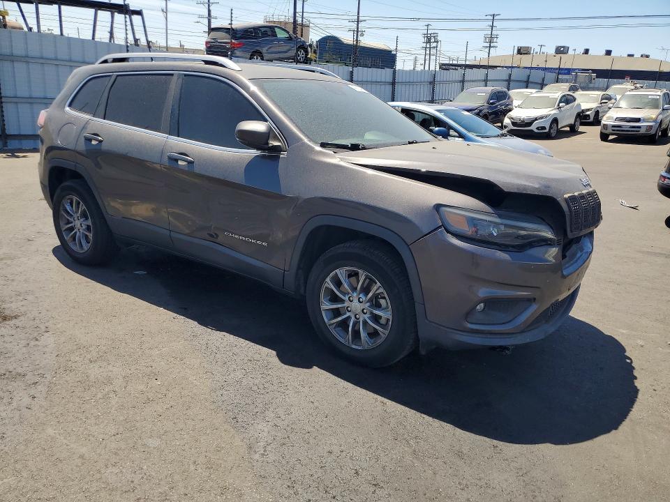 Photo 4 from auction – 2021 JEEP CHEROKEE with VIN 1C4PJMMX6MD108776