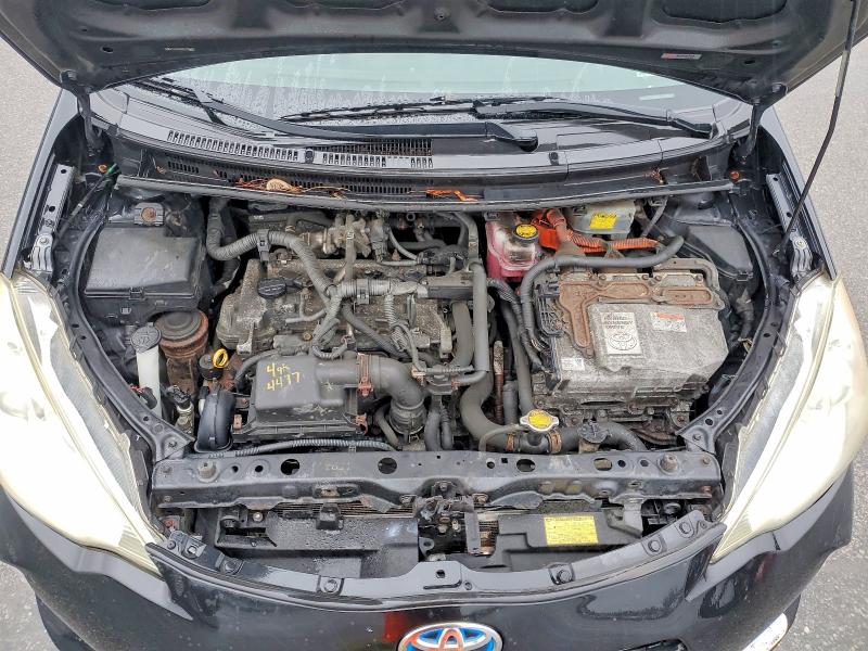Photo 11 from auction – 2012 TOYOTA PRIUS C with VIN JTDKDTB39C1008862