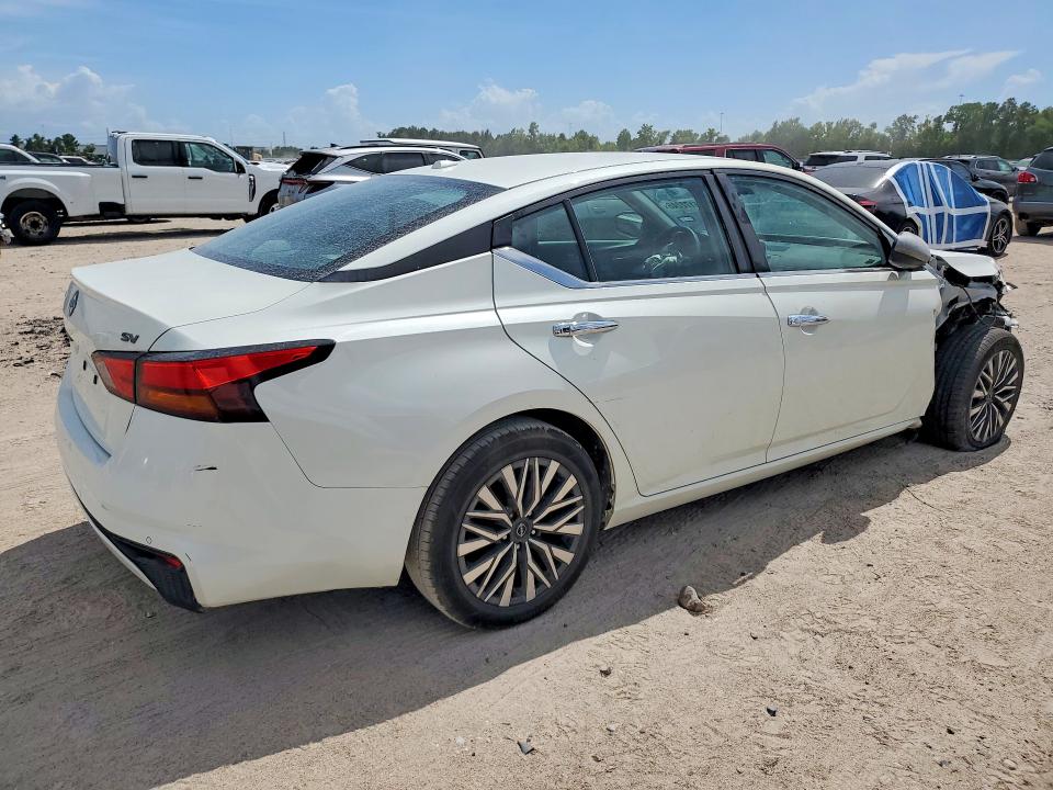 Photo 3 from auction – 2024 NISSAN ALTIMA with VIN 1N4BL4DV9RN433271
