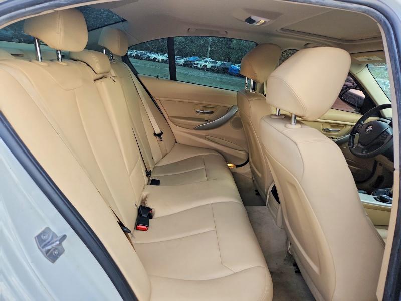 Photo 10 from auction – 2015 BMW 320 with VIN WBA3B1G53FNT63643