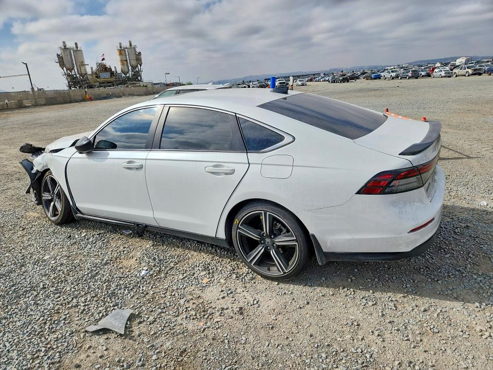 Photo 2 from auction – 2024 HONDA ACCORD with VIN 1HGCY2F59RA022964