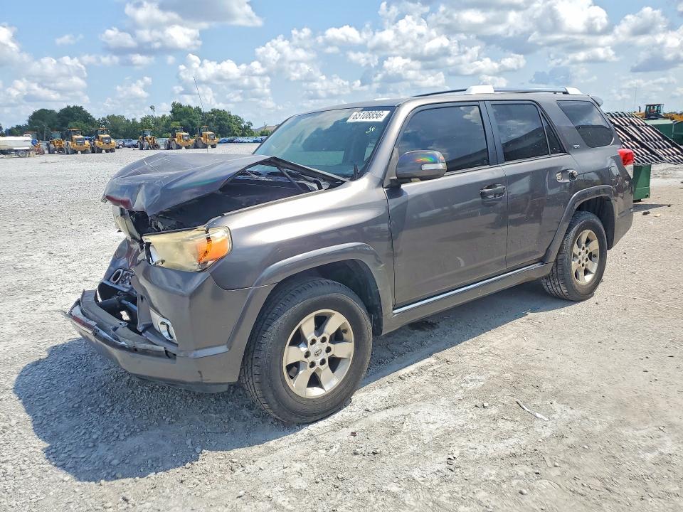 TOYOTA 4RUNNER 2010 with VIN JTEZU5JR3A5007093 - Photo from auction