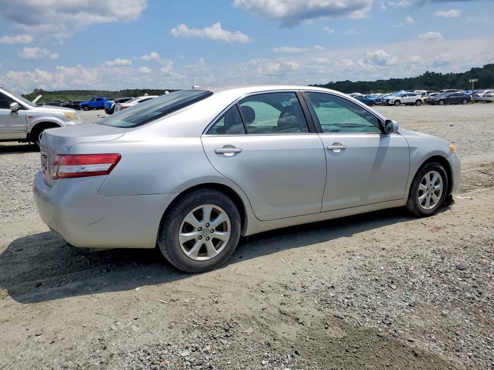 Photo 3 from auction – 2011 TOYOTA CAMRY with VIN 4T1BF3EK8BU739661