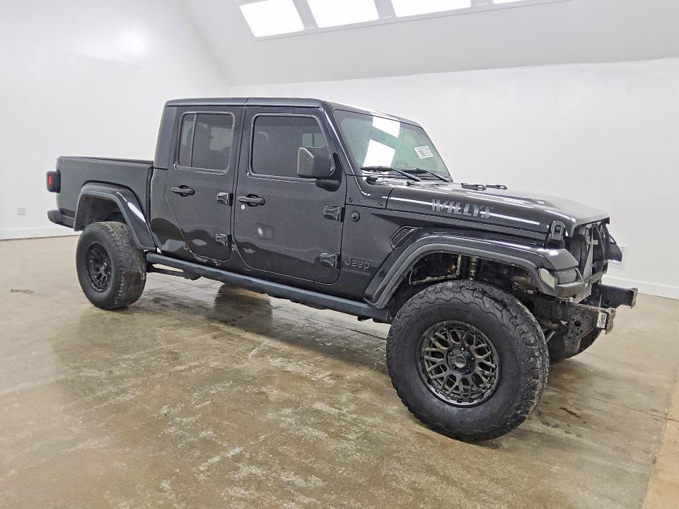 Photo 4 from auction – 2021 JEEP GLADIATOR with VIN 1C6HJTAG2ML550504