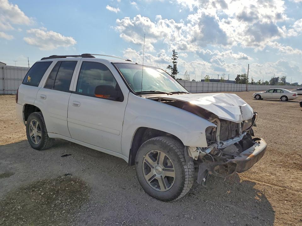 Photo 4 from auction – 2007 CHEVROLET TRAILBLAZER with VIN 1GNDT13S572239190