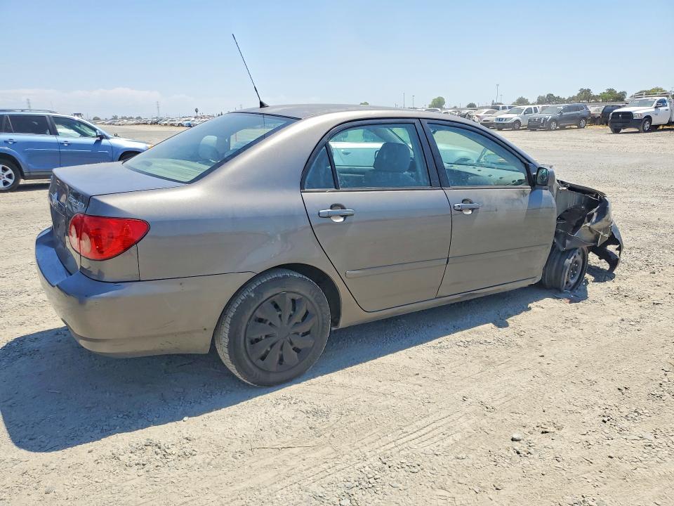 Photo 3 from auction – 2005 TOYOTA COROLLA with VIN 1NXBR32E25Z451287