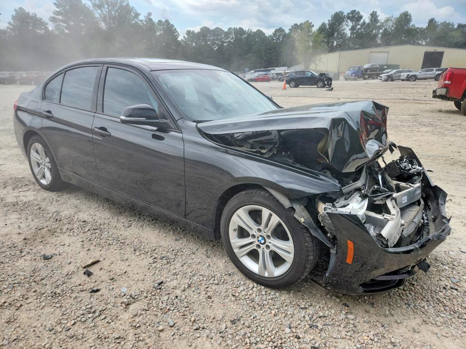 Photo 4 from auction – 2016 BMW 328 with VIN WBA8E9G5XGNT44407