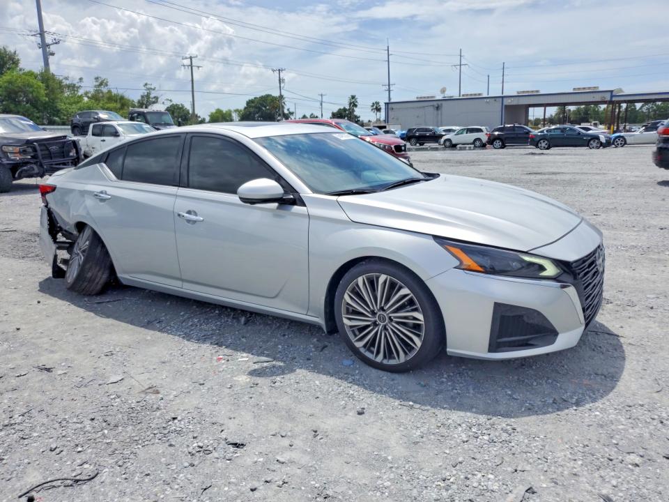 Photo 4 from auction – 2024 NISSAN ALTIMA with VIN 1N4BL4EVXRN333436