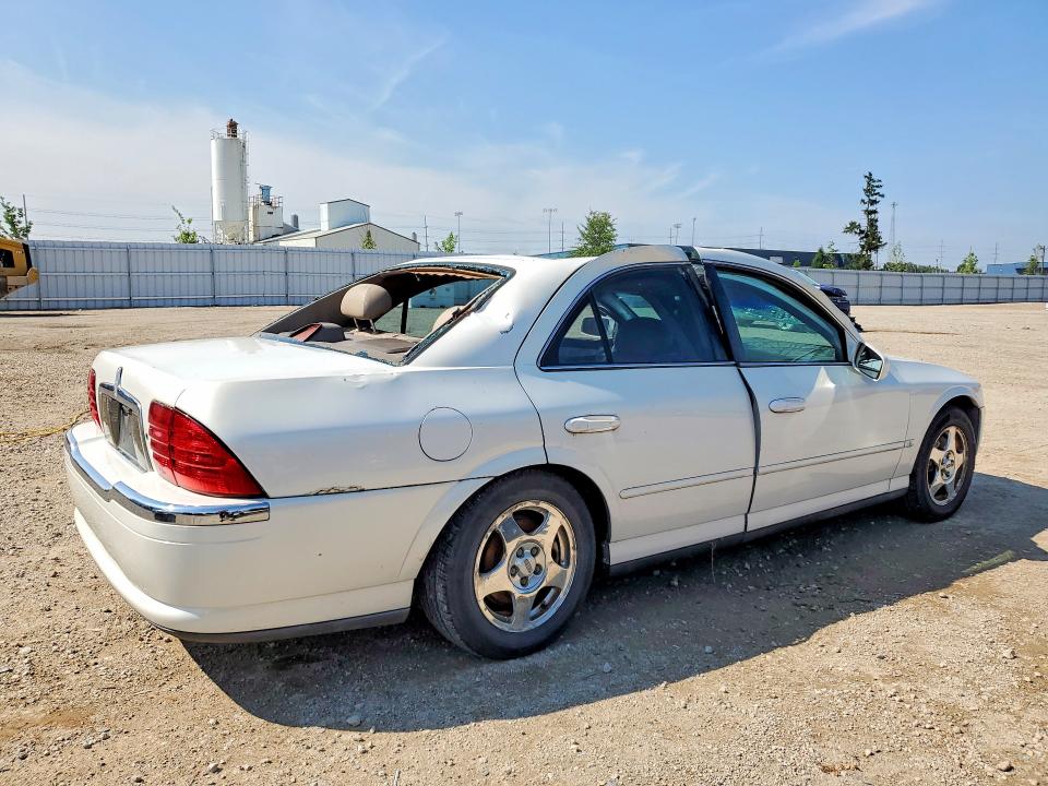 Photo 3 from auction – 2000 LINCOLN LS with VIN 1LNHM87A0YY782930