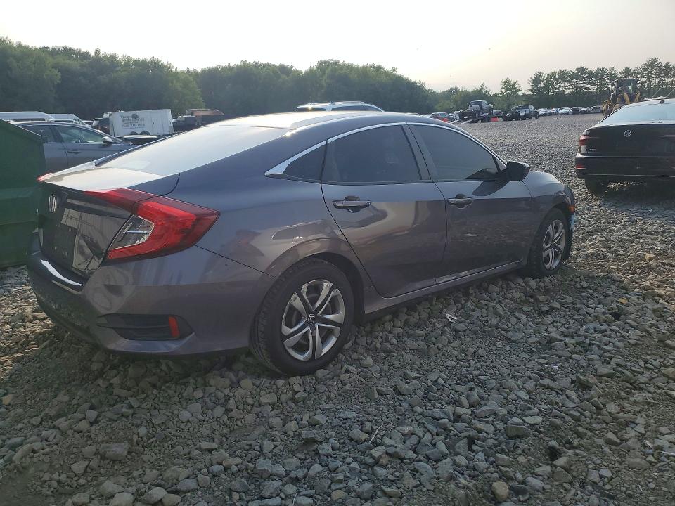 Photo 3 from auction – 2018 HONDA CIVIC with VIN 2HGFC2F5XJH597110