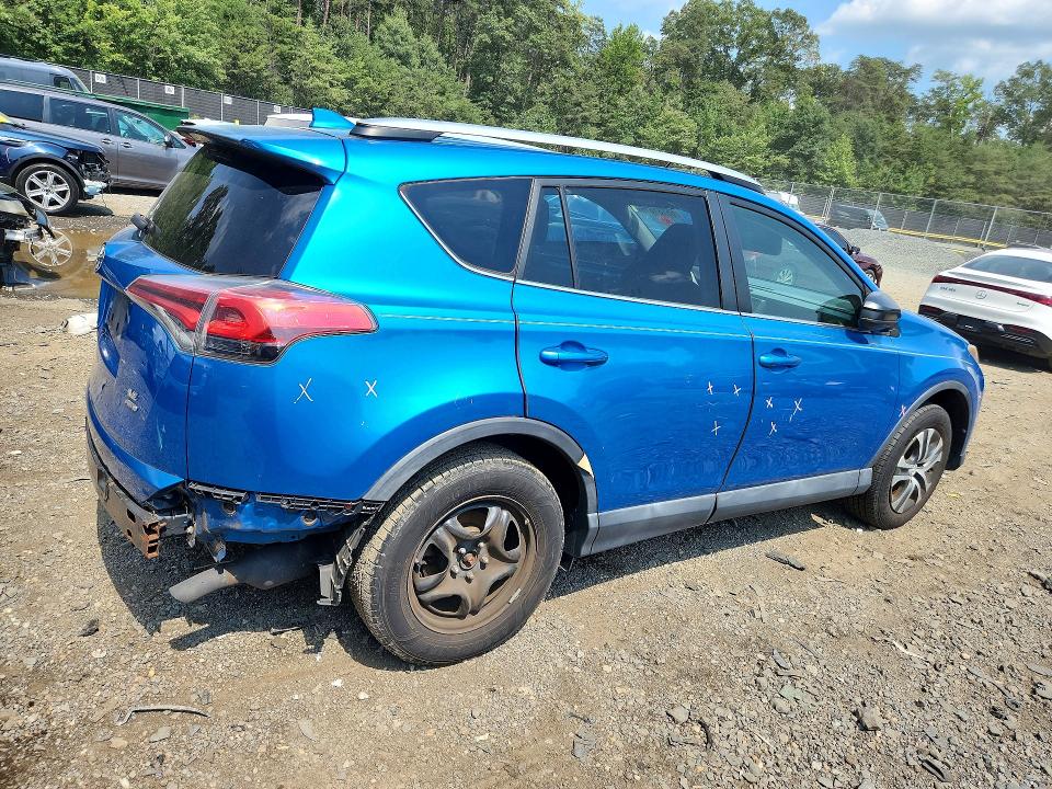 Foto 3 de la subasta – 2016 TOYOTA RAV4 con VIN 2T3BFREVXGW481946