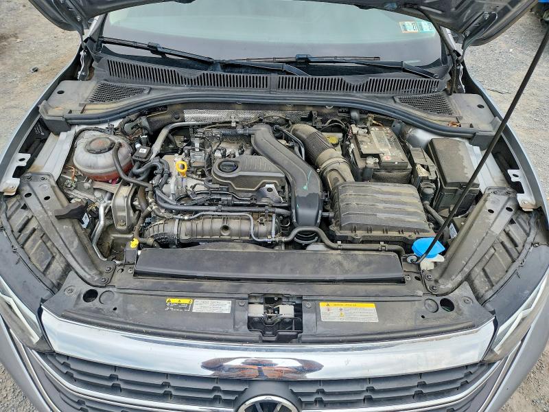 Photo 11 from auction – 2022 VOLKSWAGEN JETTA with VIN 3VW7M7BU0NM015448