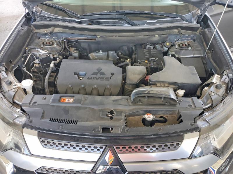 Photo 12 from auction – 2020 MITSUBISHI OUTLANDER with VIN JA4AZ3A37LJ001675