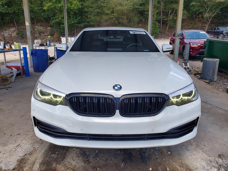 Photo 5 from auction – 2019 BMW 530E with VIN WBAJA9C52KB392898