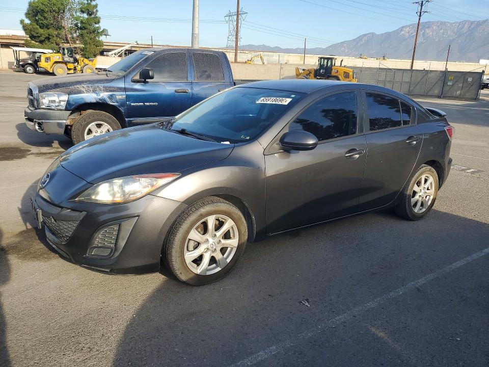 MAZDA 3 2011 with VIN JM1BL1VG9B1487661 - Photo from auction