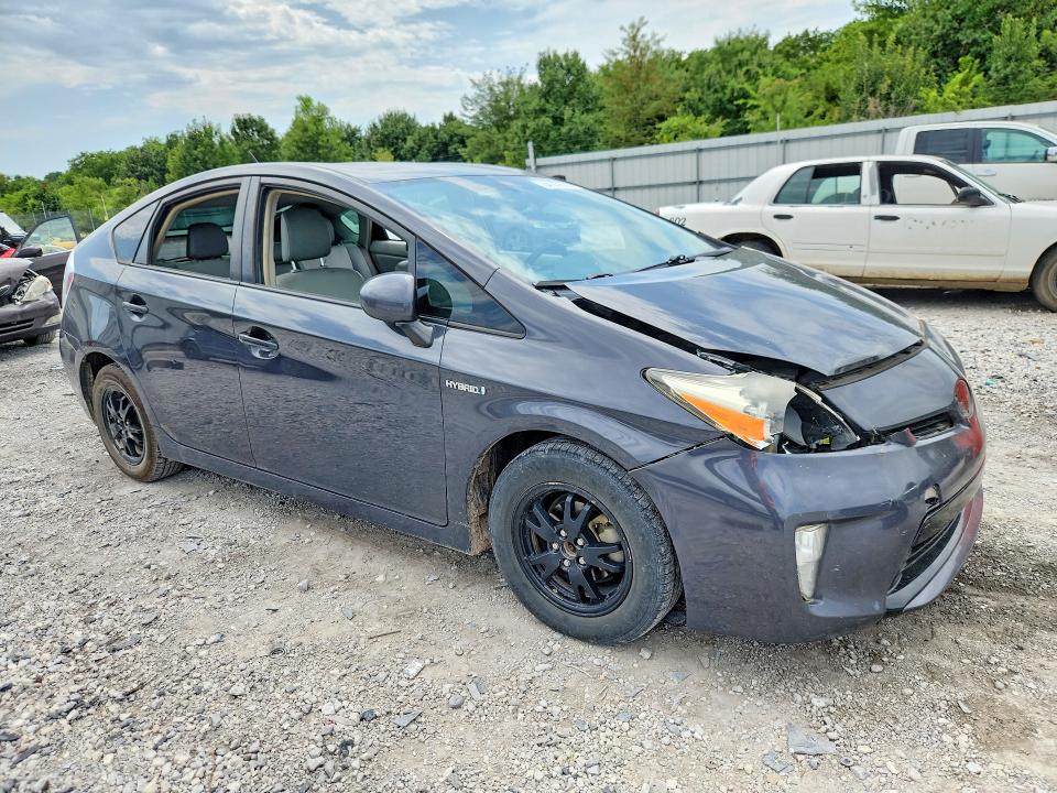 Photo 4 from auction – 2014 TOYOTA PRIUS with VIN JTDKN3DU1E0392728