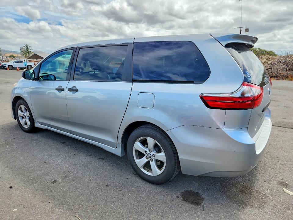 Photo 2 from auction – 2020 TOYOTA SIENNA with VIN 5TDZZ3DC2LS054789