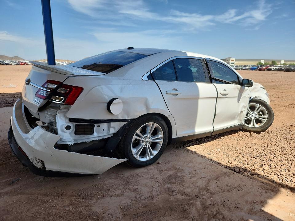 Photo 3 from auction – 2018 FORD TAURUS with VIN 1FAHP2E80JG125359