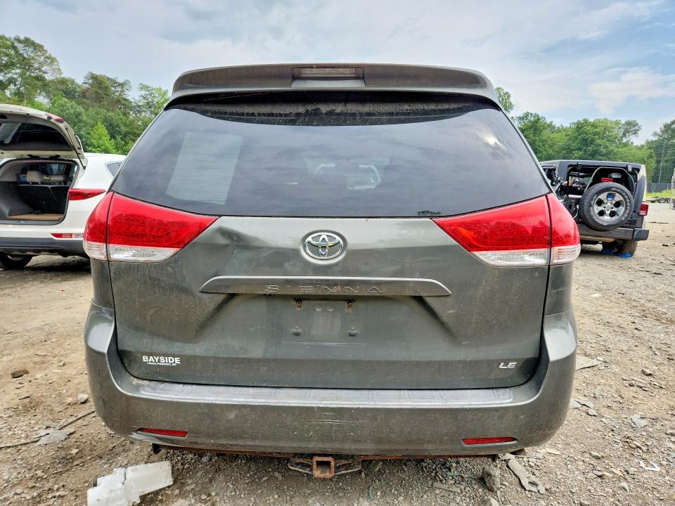 Photo 6 from auction – 2011 TOYOTA SIENNA with VIN 5TDKK3DC7BS023851