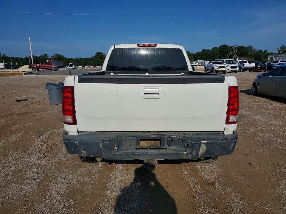 Photo 6 from auction – 2008 GMC SIERA15002WD with VIN 2GTEC19J081248442