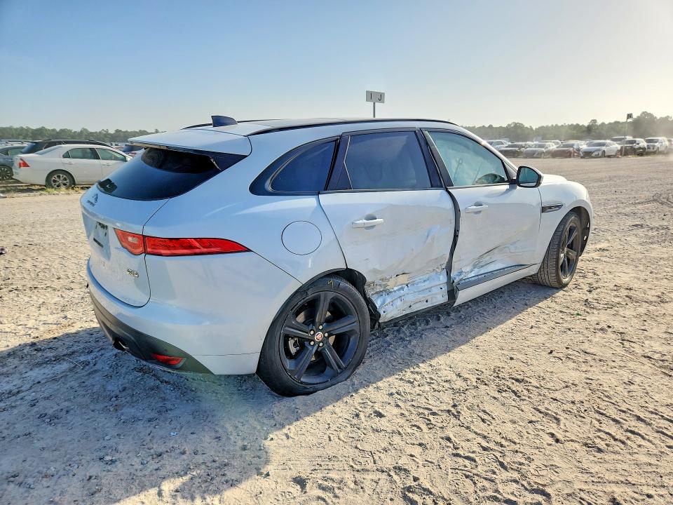 Снимка 3 от търг – 2020 JAGUAR F-PACE с VIN SADCP2FX1LA623753