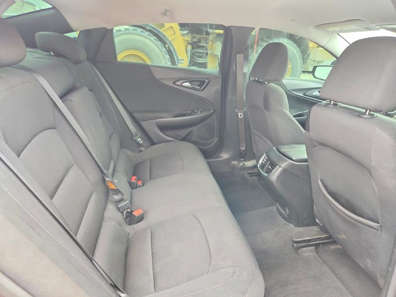 Photo 10 from auction – 2018 CHEVROLET MALIBU with VIN 1G1ZD5ST1JF141408