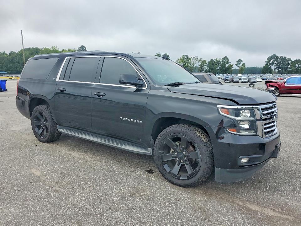 Photo 4 from auction – 2016 CHEVROLET SUBURBAN with VIN 1GNSCHKC5GR293011