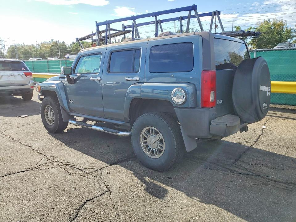 Photo 2 from auction – 2006 HUMMER H3 with VIN 5GTDN136568323584