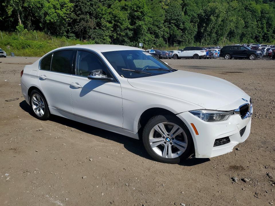 Photo 4 from auction – 2018 BMW 330 with VIN WBA8D9C50JEB35793