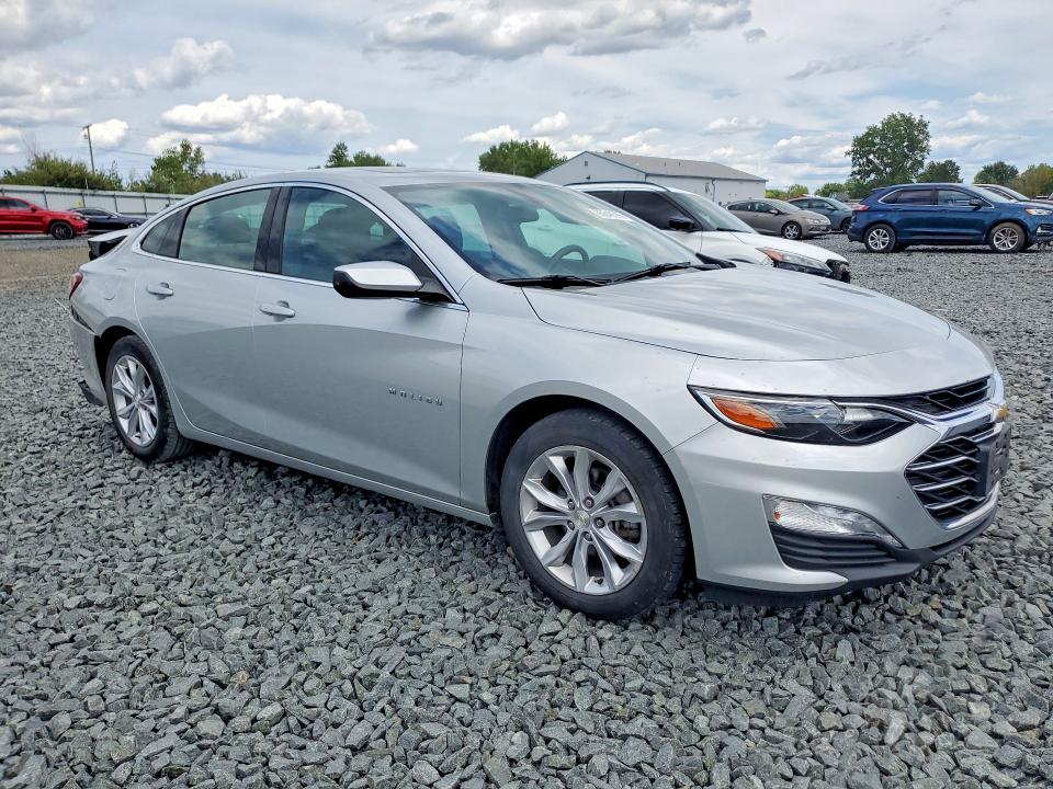 Photo 4 from auction – 2019 CHEVROLET MALIBU with VIN 1G1ZD5ST9KF170298