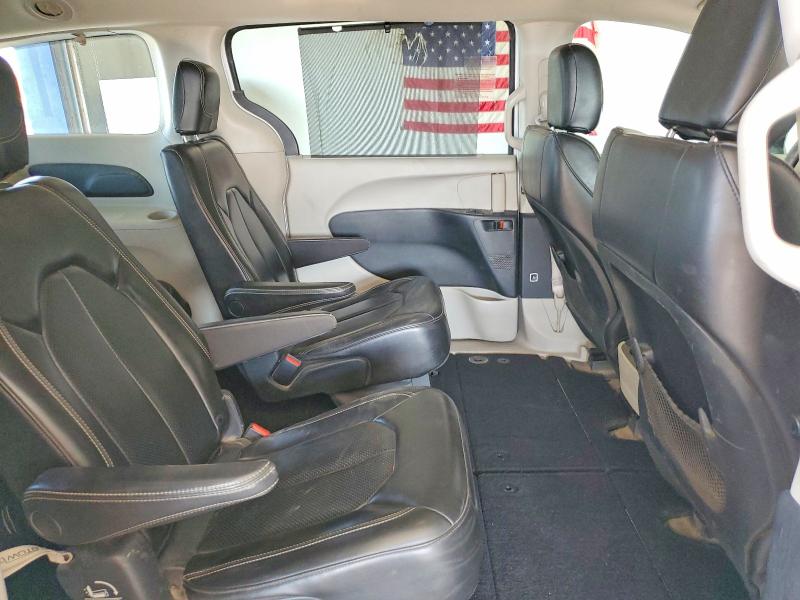 Photo 11 from auction – 2020 CHRYSLER VOYAGER with VIN 2C4RC1DG7LR144604