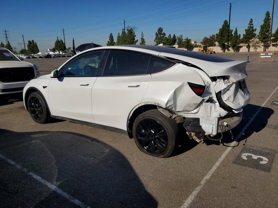 صورة رقم 2 من المزاد - 2024 TESLA MODEL Y مع VIN 7SAYGDED8RF128649