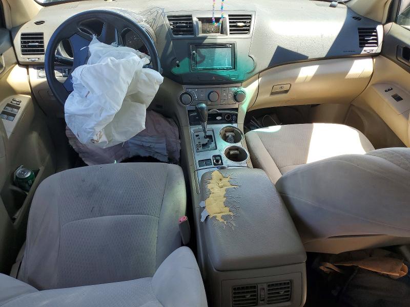Photo 8 from auction – 2010 TOYOTA HIGHLANDER with VIN JTEZA3EH1A2009926